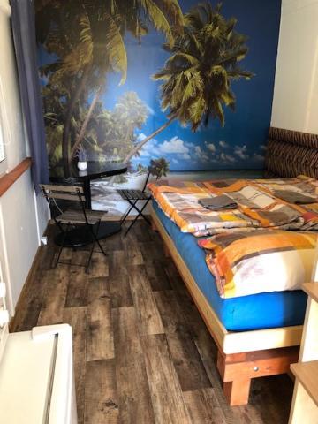 罗斯米塔尔帕德特雷姆西內姆 Mobilheimy Camp Dlouha Mile酒店 外观 照片